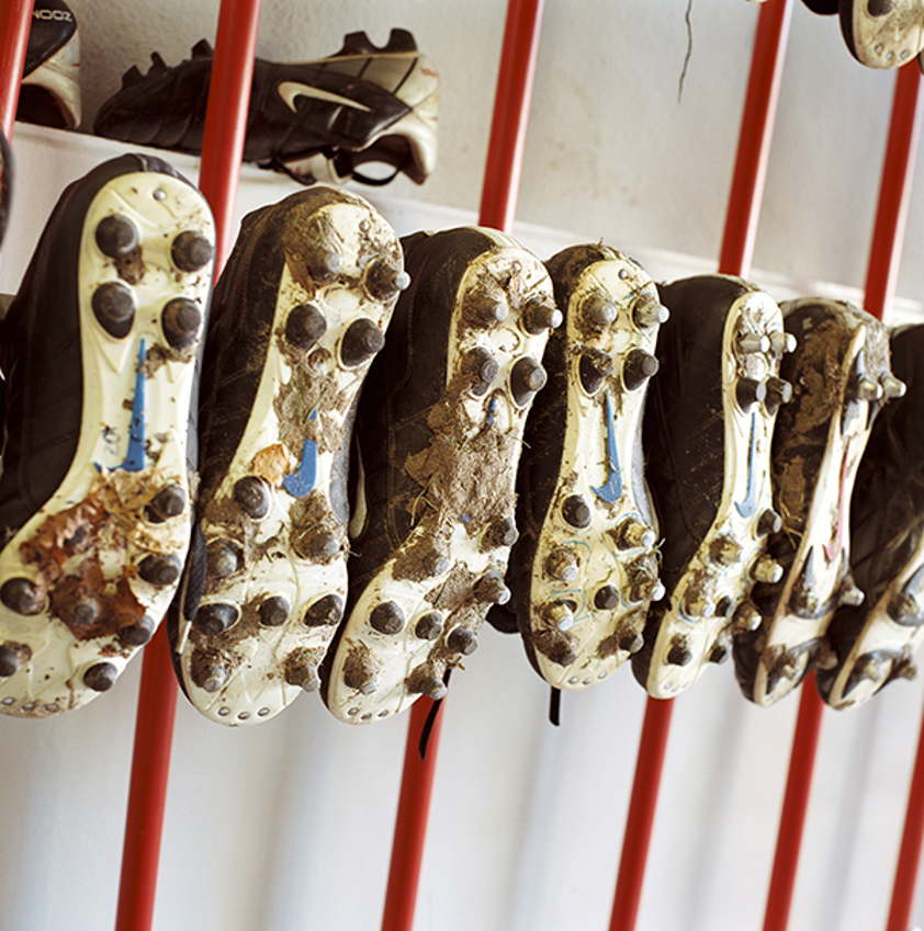 Upphängda fotbollsskor